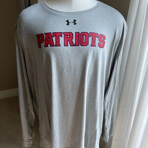 New England Patriots Under Armour gray long sleeve athletic shirt Size 4XL
